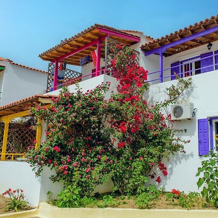 Sunflowers Apartments Marathokampos Exterior photo